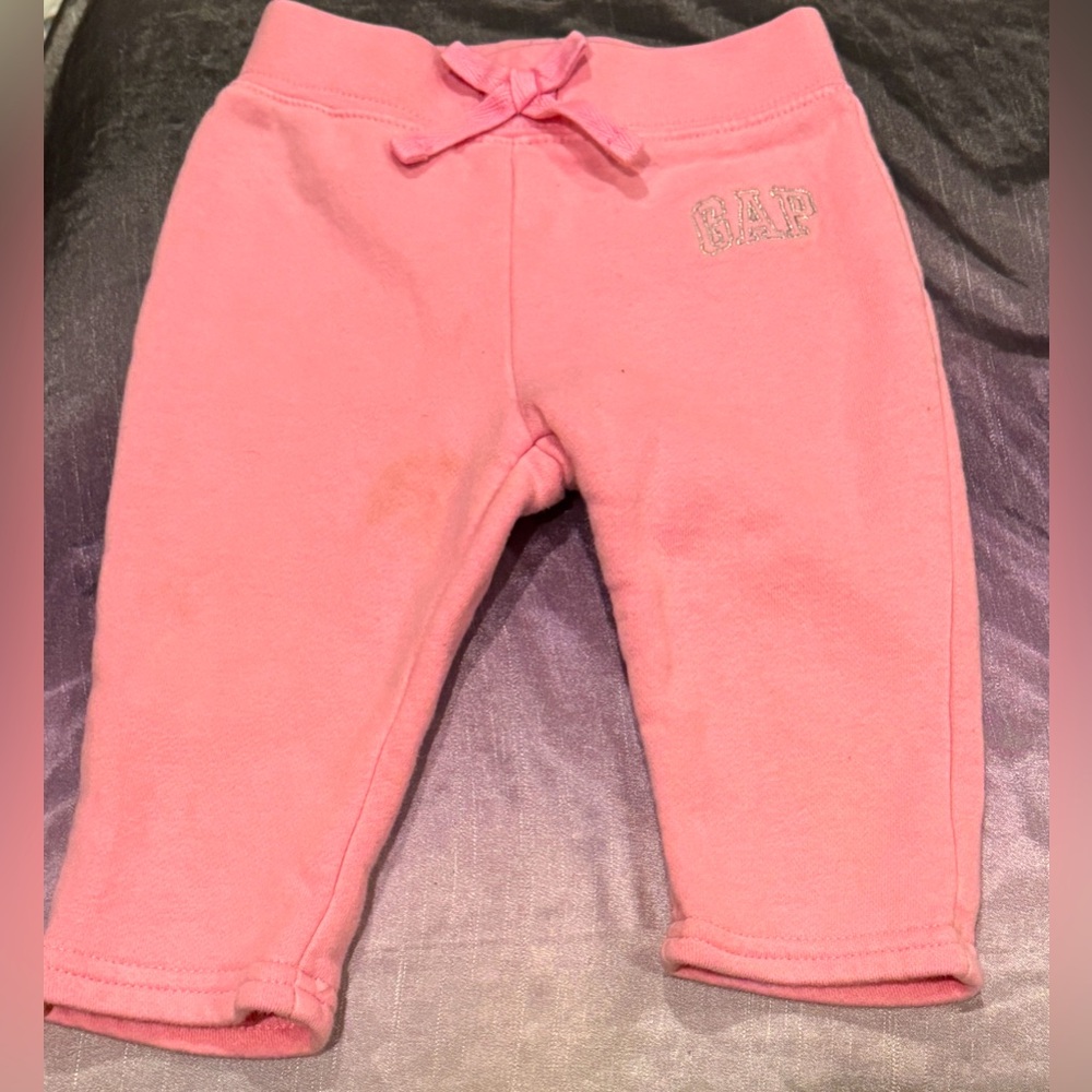 BABY GAP PINK SWEAT PANTS ATHLETIC SIZE 6-12 mos Girl